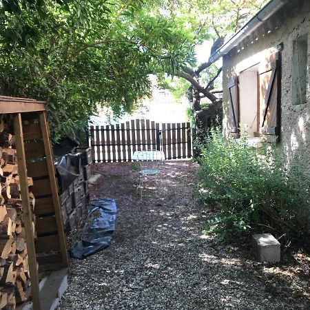 Studio Mitoyen / 2 Personnes Hyères Zewnętrze zdjęcie