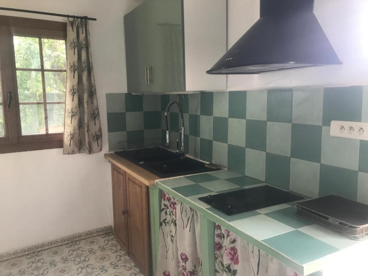 Studio Mitoyen / 2 Personnes Hyères Zewnętrze zdjęcie